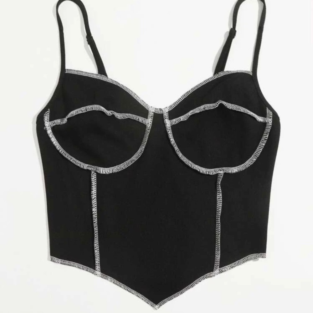 Asymmetrical hem contrast crop top